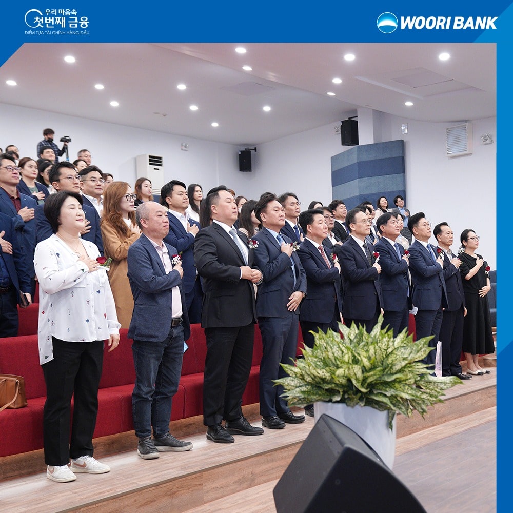 WOORI BANK TRAO TẶNG 75.000 USD ĐỂ CẢI TẠO TRƯỜNG HỌC