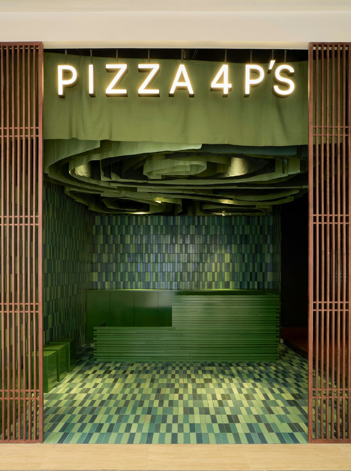 PIZZA 4P’S VINCOM GRAND PARK QUẬN 9 – CẢM HỨNG YÊN BÌNH TỪ NHÀ VƯỜN TRUYỀN THỐNG VIỆT NAM